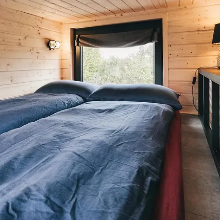 Idyllisches Tiny House Mit Sauna Лёбау